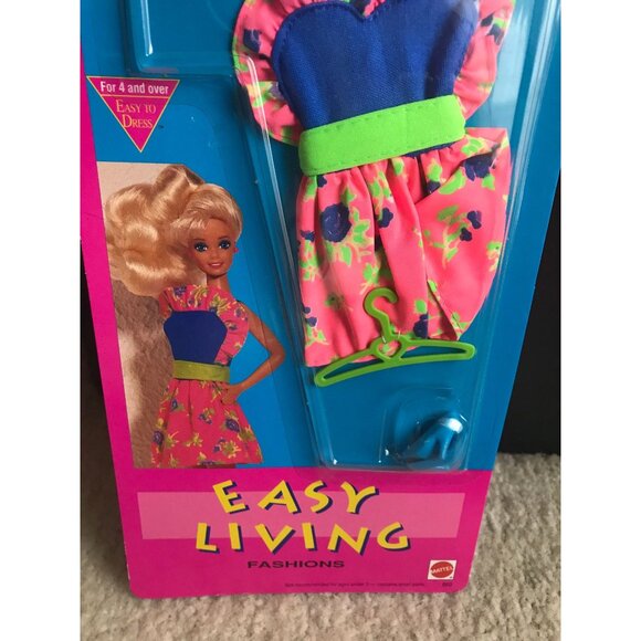 Barbie Easy Living Fashions - Easy To Dress (1991 Arco Toys, Mattel Dress Hanger - Picture 2 of 6